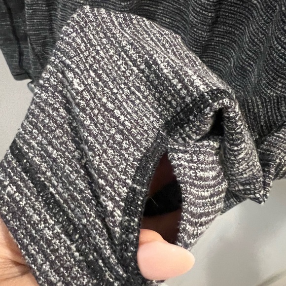 Lululemon pullover - Picture 7 of 7
